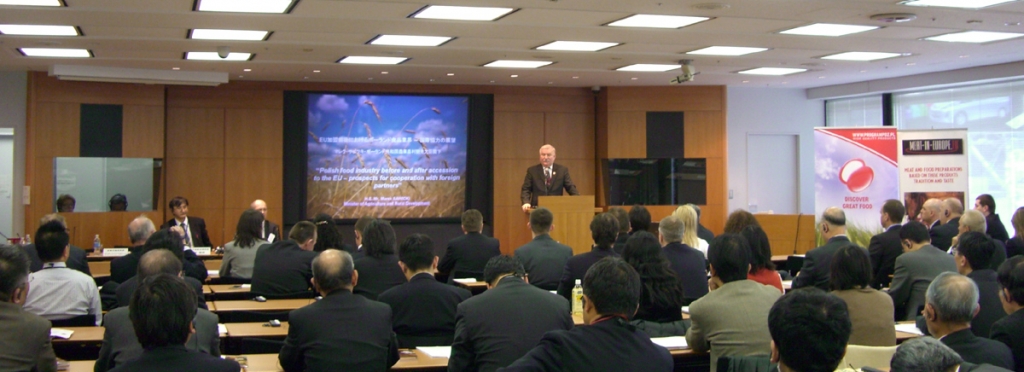The seminar was opened by a special guest, Mr. Lech Walesa, recipient of the Nobel Prize for Peace in 1983 and former President of the Republic of Poland in 1990-1995 The seminar was opened by a special guest, Mr. Lech Walesa, recipient of the Nobel Prize for Peace in 1983 and former President of the Republic of Poland in 1990-1995