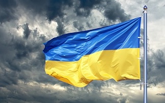 Ukraine_flag_dark_sky